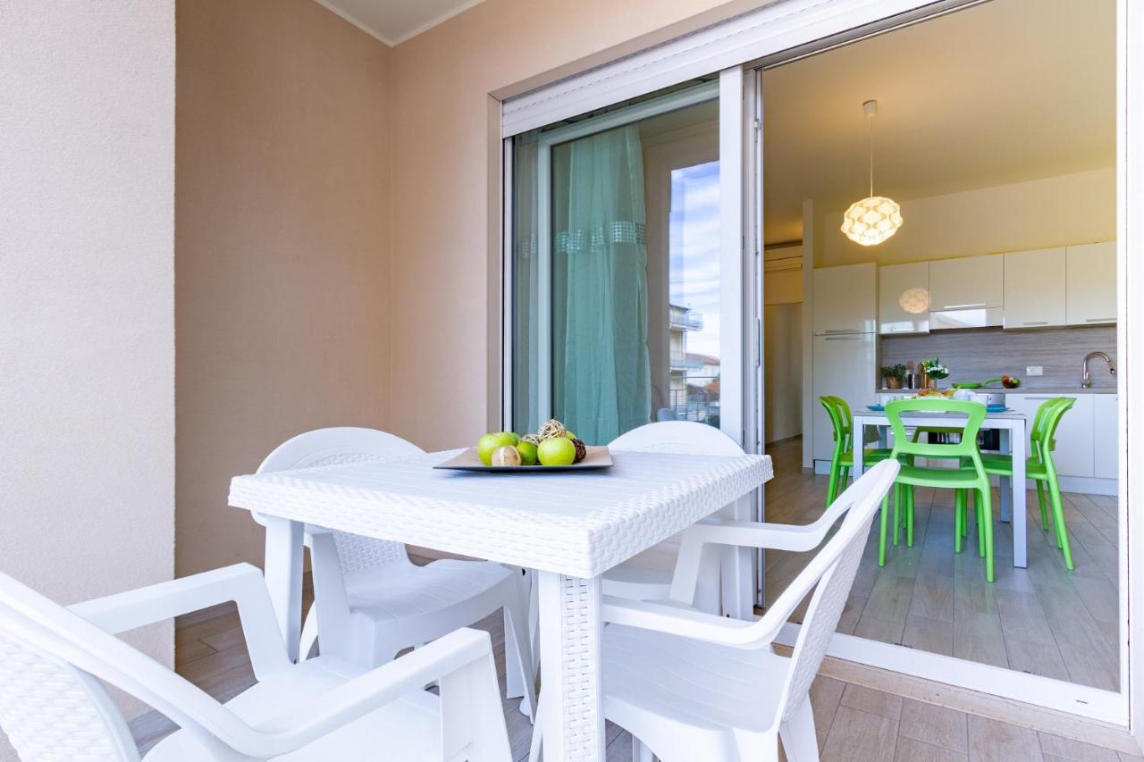Appartamento Giada 2P - Palazzina Laura MyHo Casa Tortoreto Esterno foto